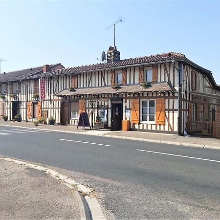 La Petite Auberge Chatelraould-Saint-Louvent Bagian luar foto